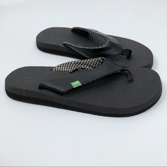 sanuk yoga mat sandals